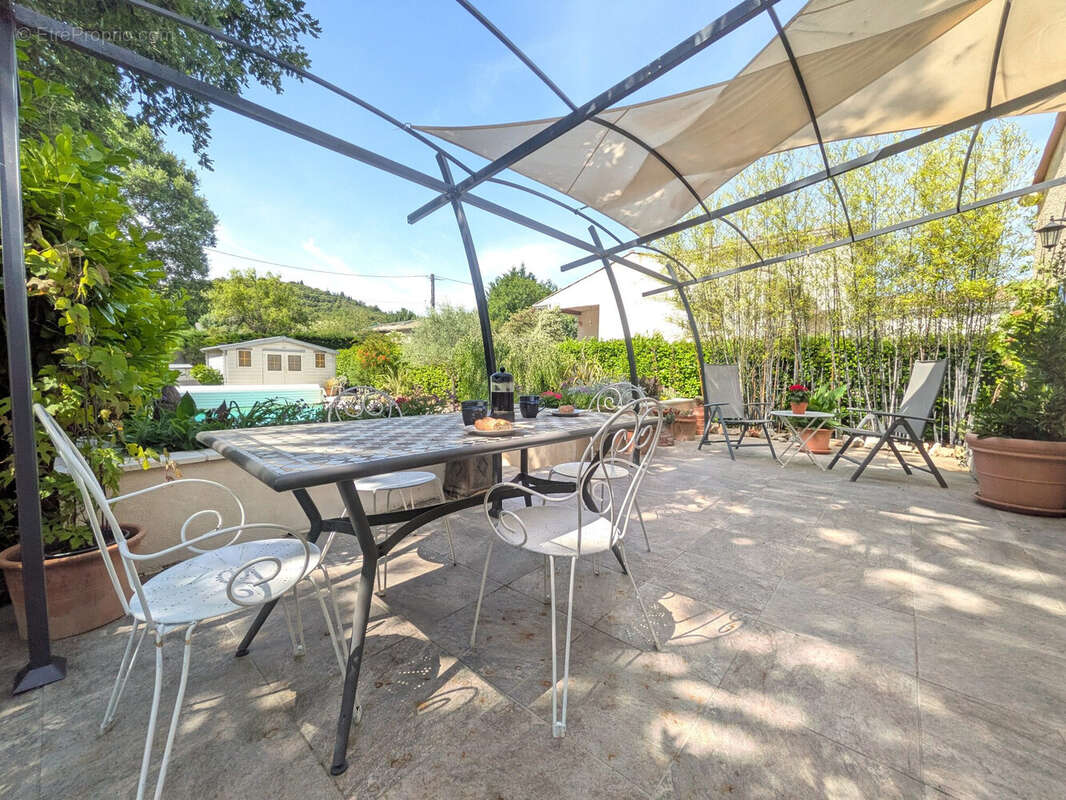 Maison à LE PRADAL