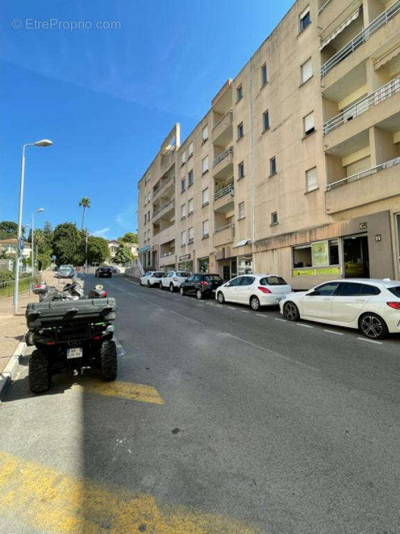 Commerce à CAGNES-SUR-MER