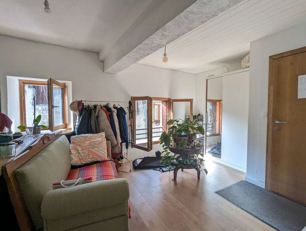 Loft avec combles à valoriser - photo 11
