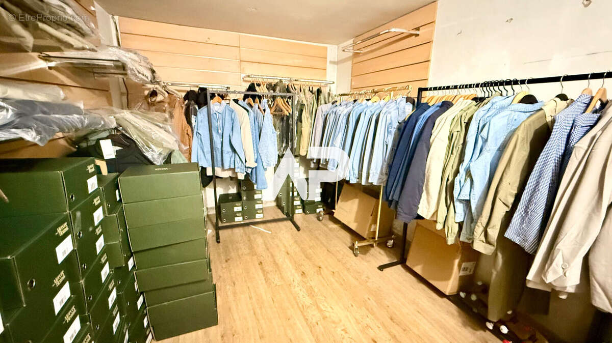 Commerce à MONTMORENCY