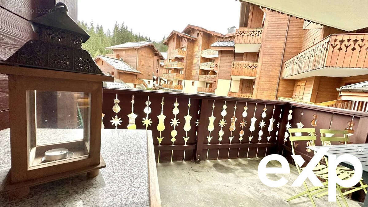 Appartement à MORILLON