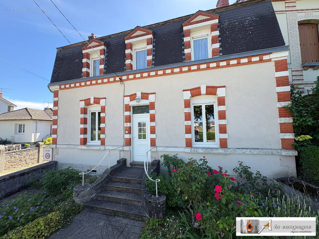 Maison à EVAUX-LES-BAINS