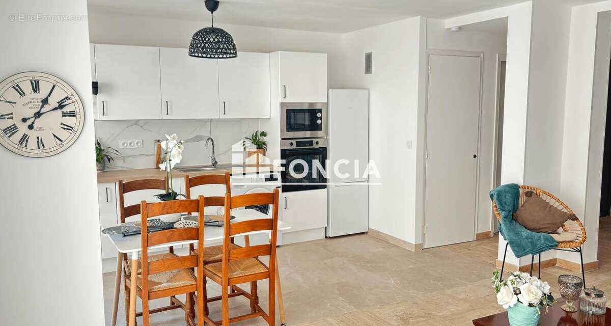 Appartement à LE CANNET