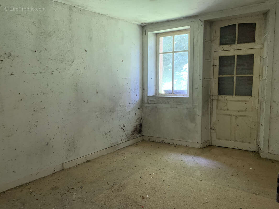 Maison à SAINT-JEAN-LE-THOMAS