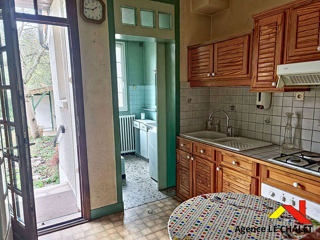 Maison à VILLENEUVE-LE-ROI