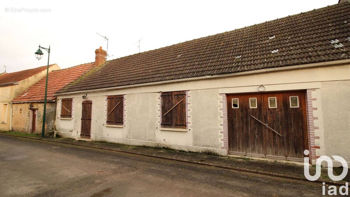 Photo 1 - Maison à BEAUVILLIERS