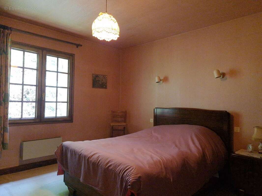 Maison de Plain pied et jardin proche des commerces. - photo 13