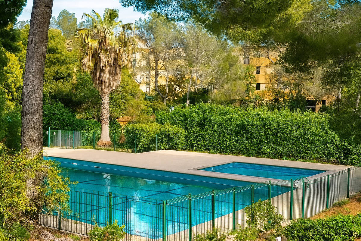 Appartement à SAINT-RAPHAEL