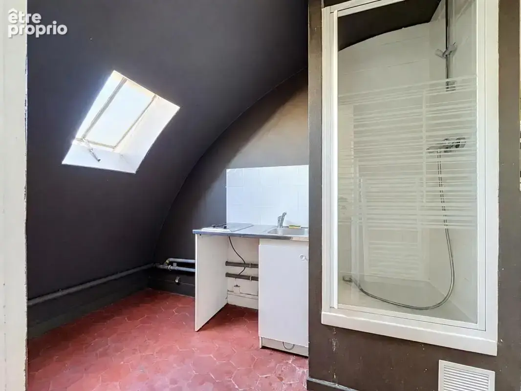 Paris 16 - victor hugo / etoile - studette 11,20m² carrez - photo 5