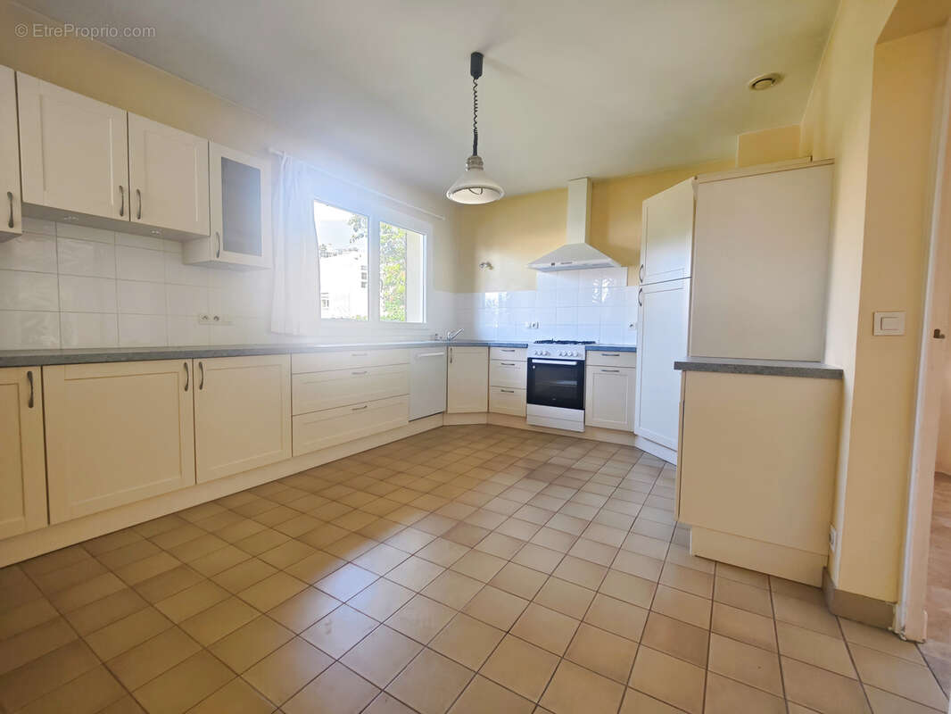 Maison à SAINTE-FOY-LES-LYON