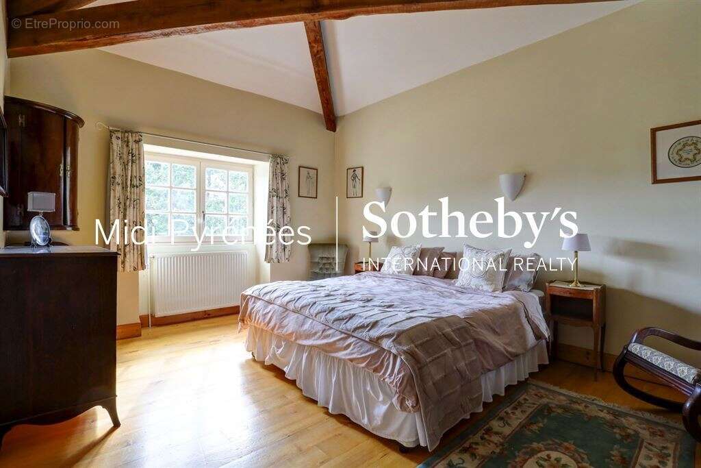 Maison à CASTELNAU-DE-MONTMIRAL