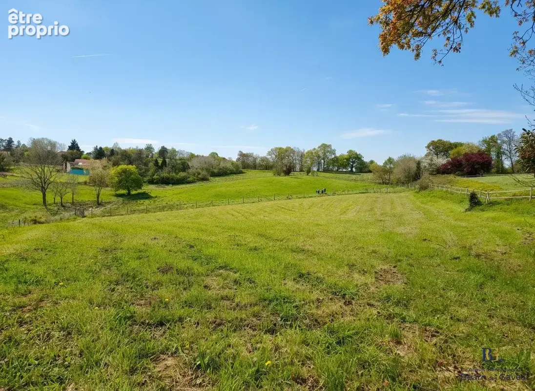 Terrain à SALIES-DE-BEARN