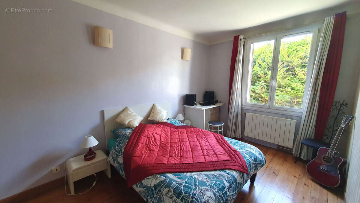 Maison à L&#039;HAY-LES-ROSES