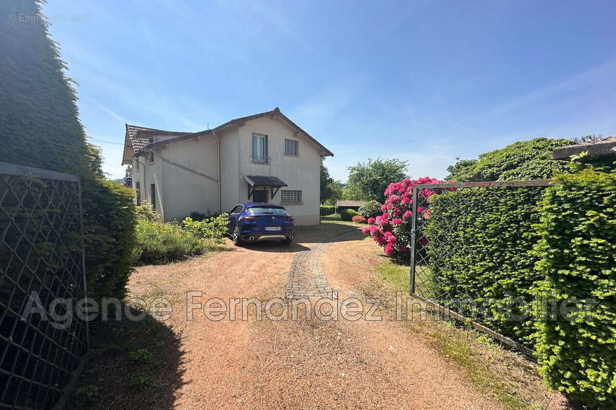 Maison à CHAUFFAILLES