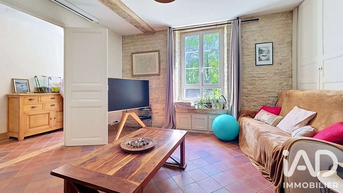 Maison 155 m² à Cruzy-Le-Chatel  - photo 7