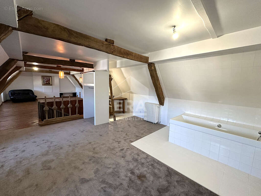 Maison à BERNAC-DEBAT