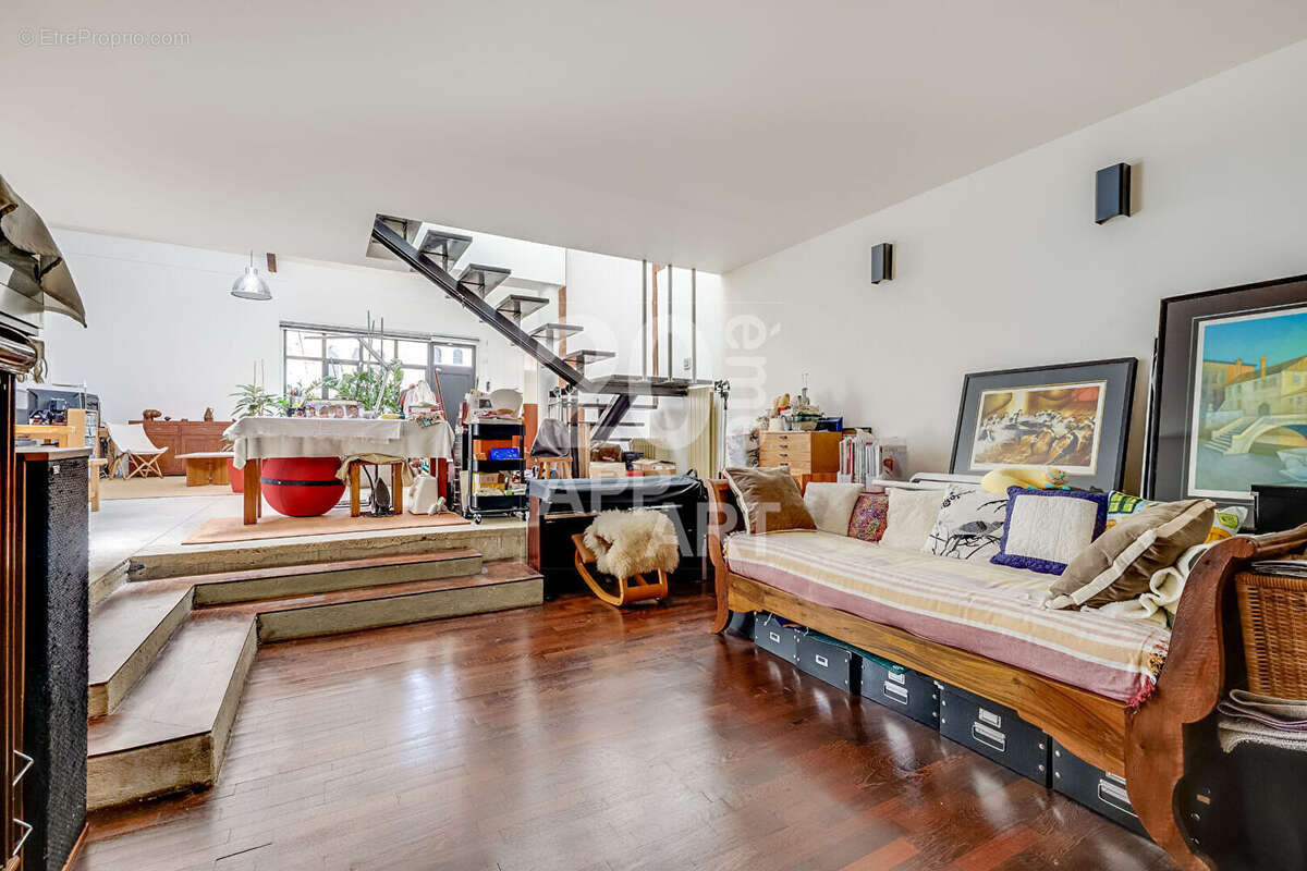 Appartement à PARIS-20E