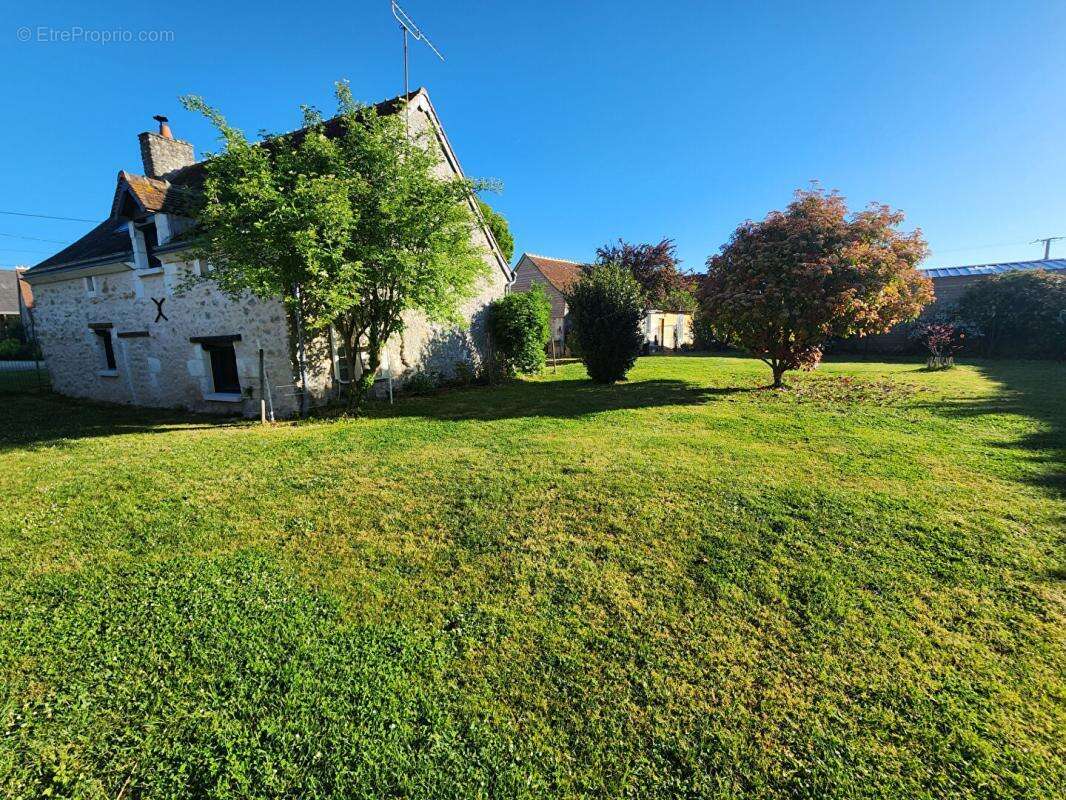 Maison à CHAMBOURG-SUR-INDRE