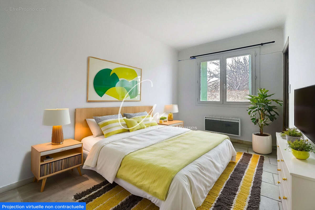 Maison à CHATEAURENARD