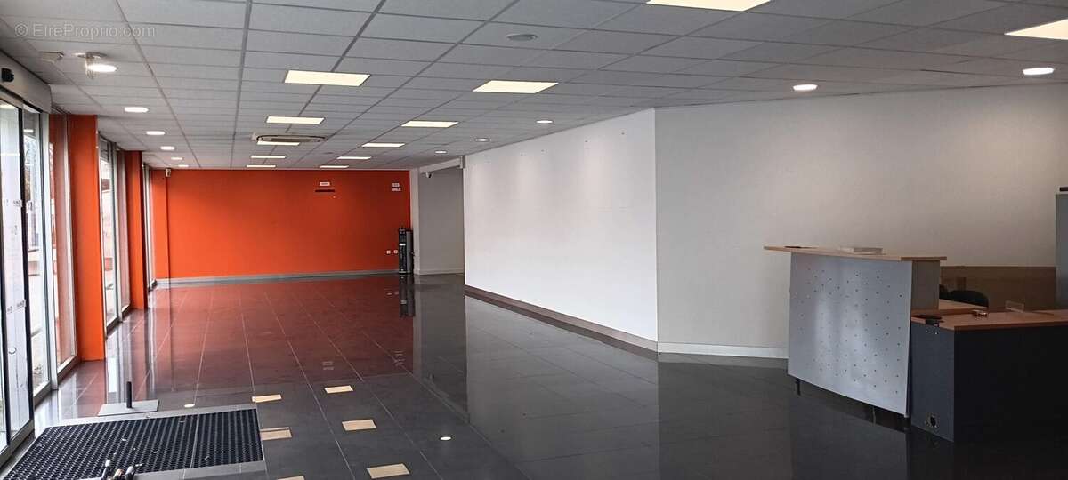 Commerce à LANCRANS