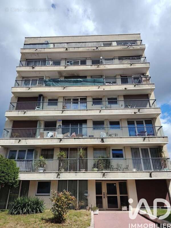 Photo 8 - Appartement à SAINT-MAUR-DES-FOSSES