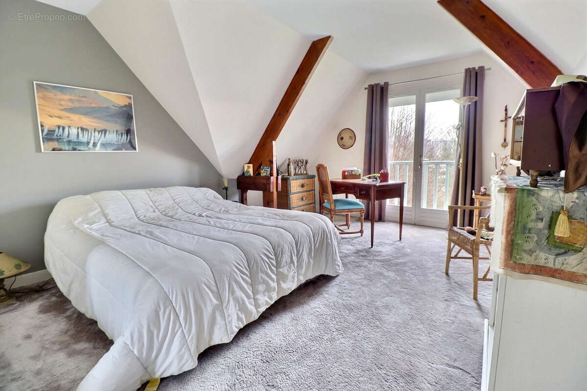 Maison à MAREIL-MARLY