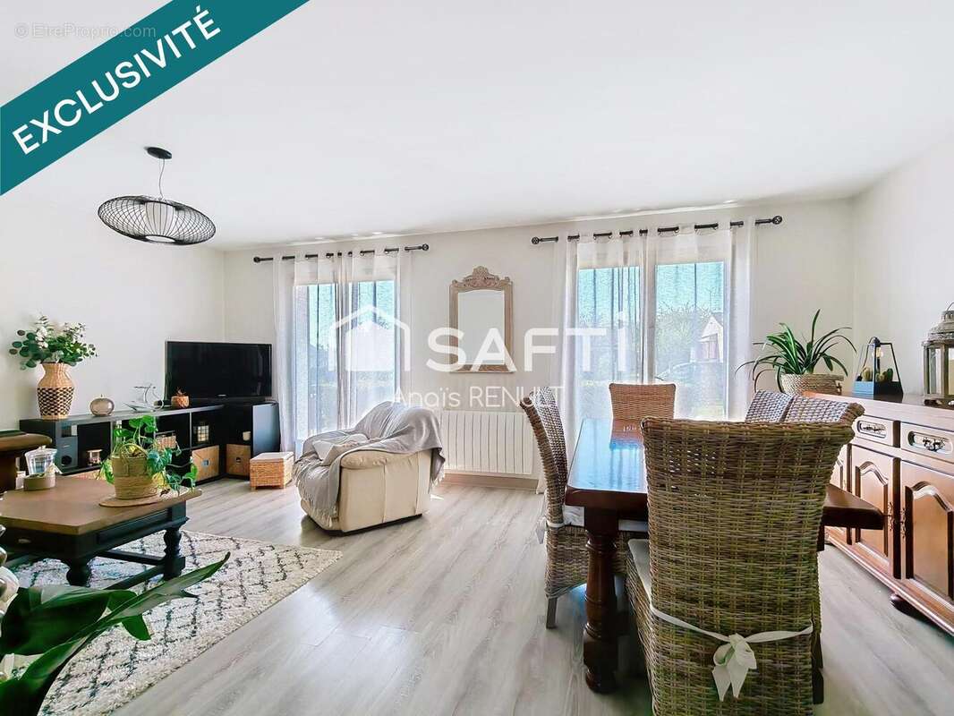 Photo 2 - Maison à SAINT-LUBIN-DES-JONCHERETS