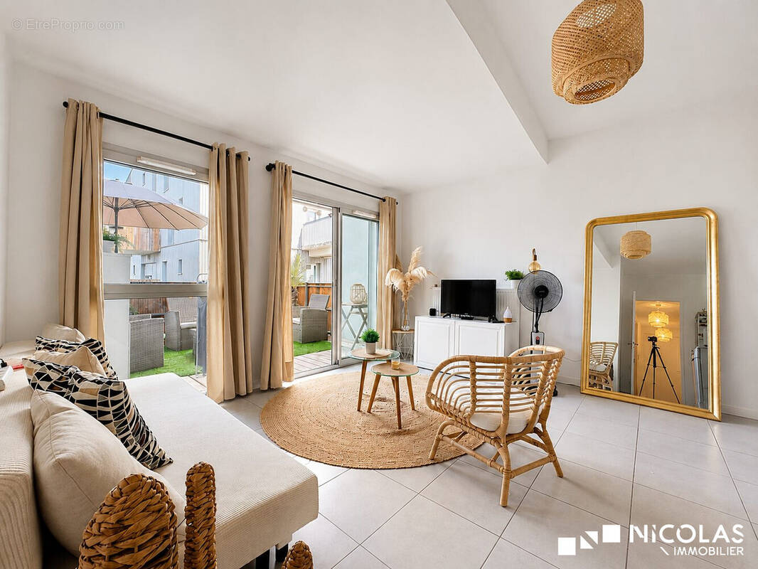 Appartement à BORDEAUX