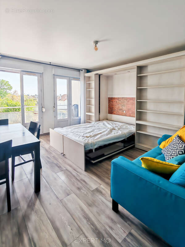 Appartement à PONTAULT-COMBAULT