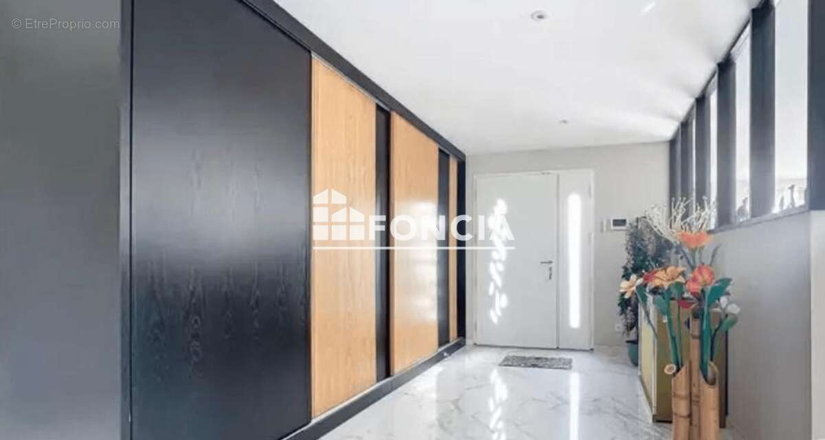 Maison à CORQUILLEROY