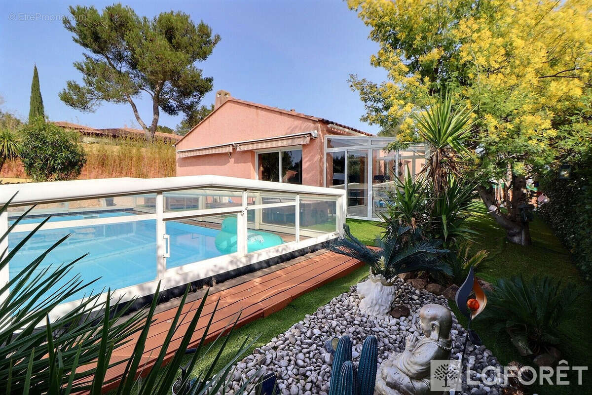 Maison à PIERREFEU-DU-VAR