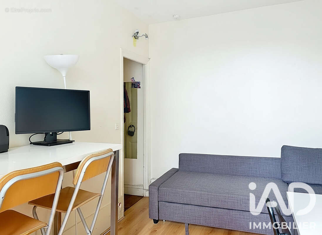 Appartement 16 m² à Paris-7e  - photo 2