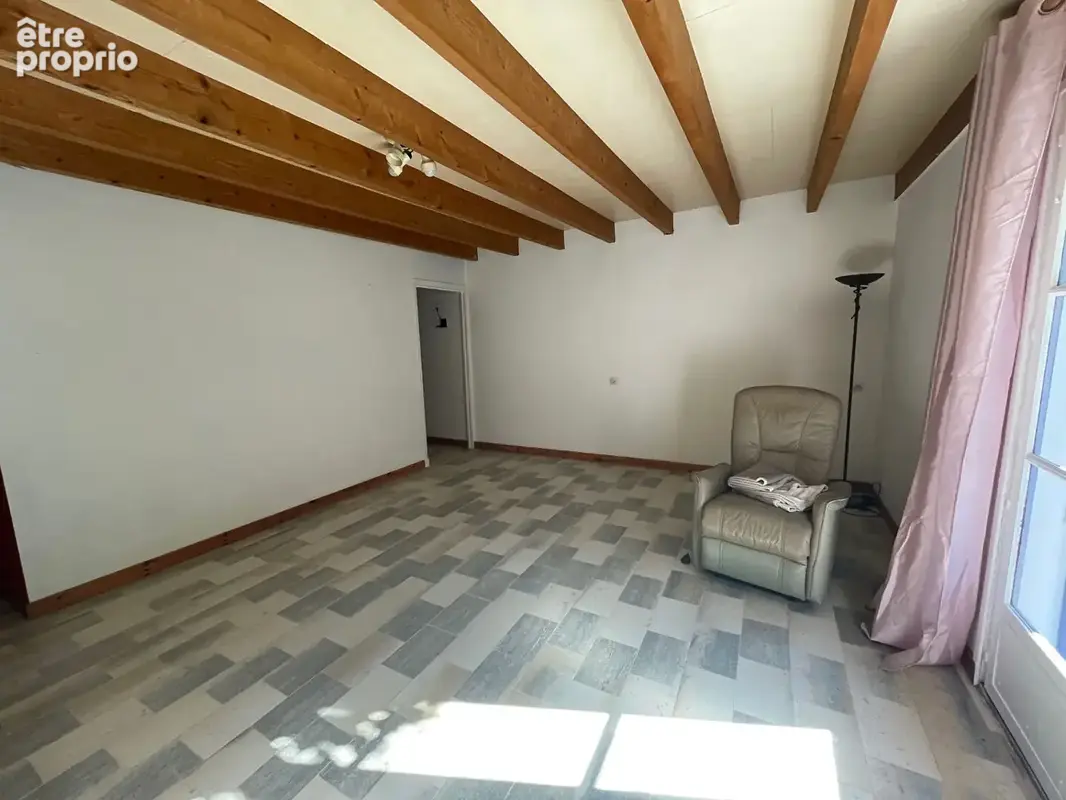 Pouillé - Maison Poitevine 6 pièce(s) 189 m2 - photo 10