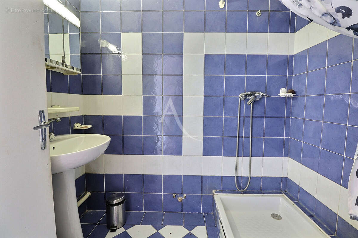 Appartement à MARSEILLE-2E