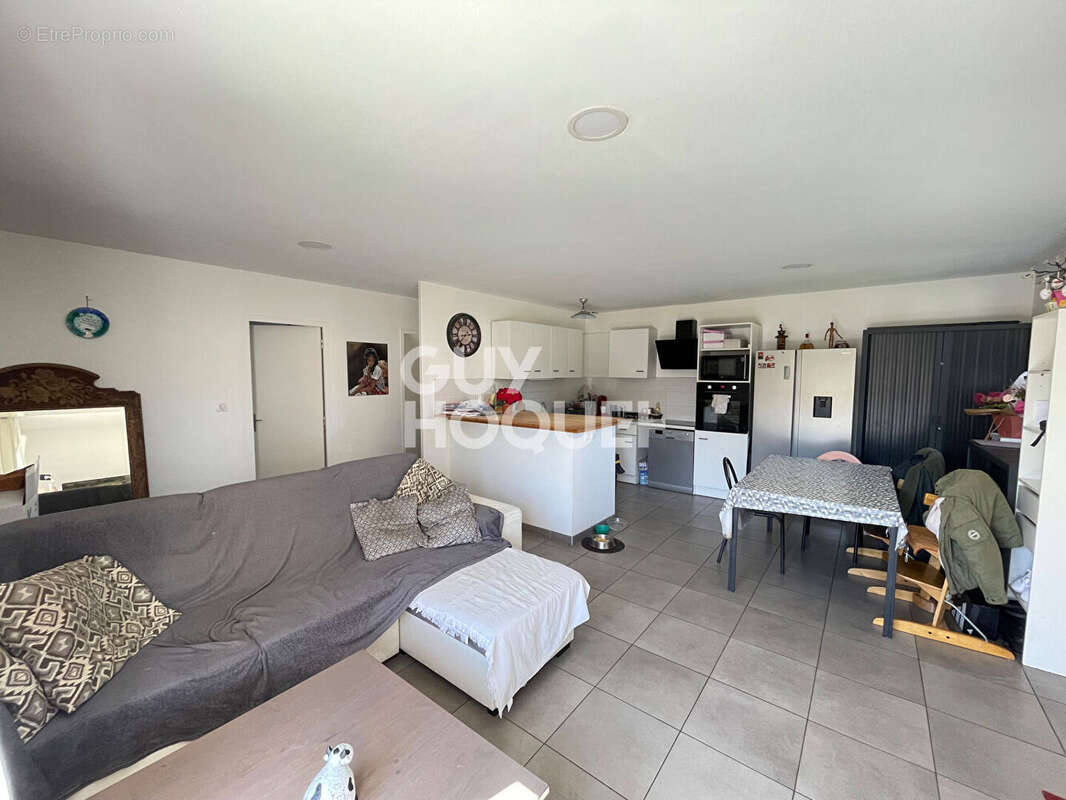 Maison à PARENTIS-EN-BORN