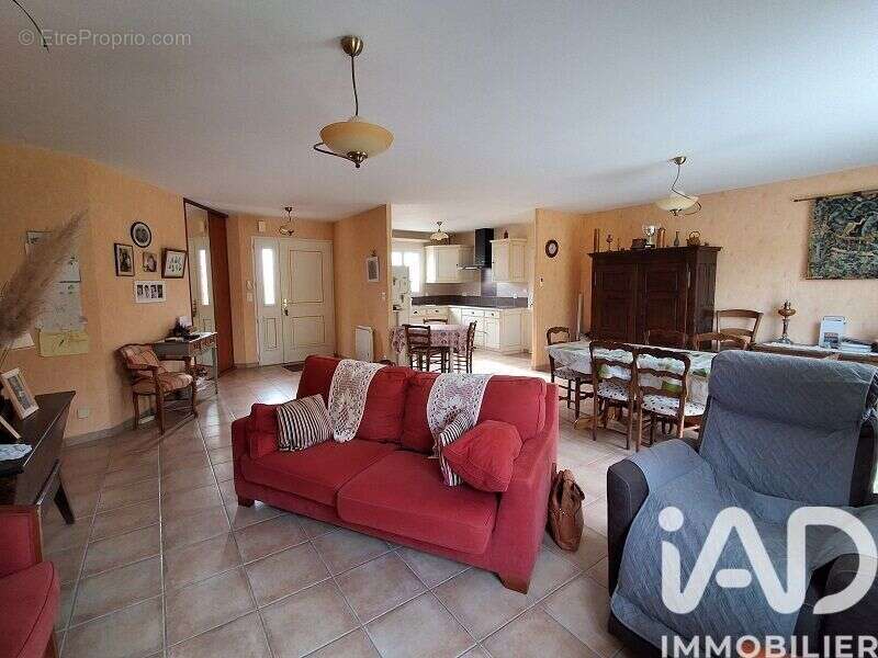 Photo 6 - Maison à SAINT-SYMPHORIEN