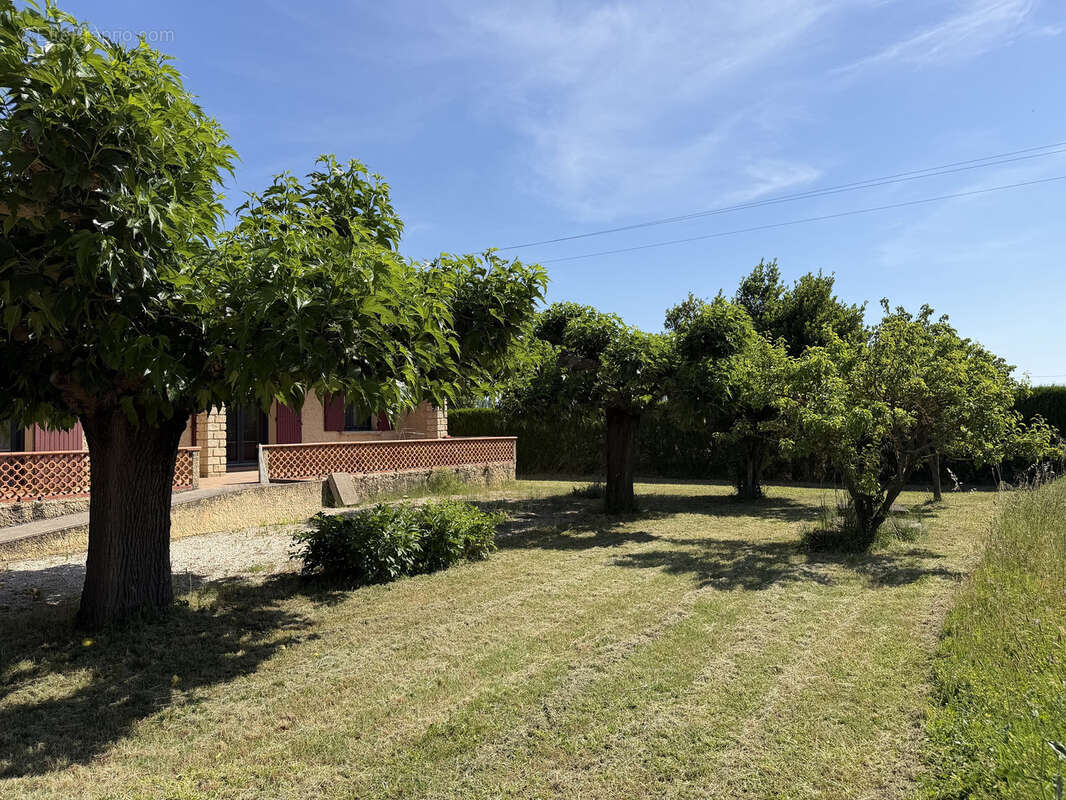 Maison à MONTEUX