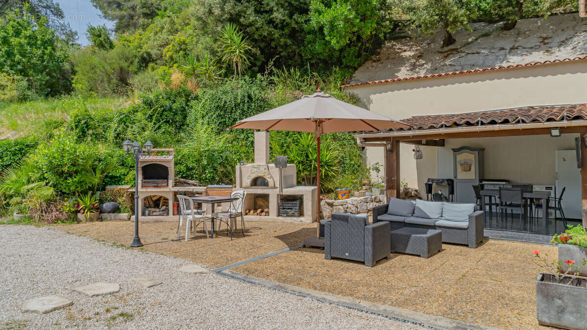 Maison à LA GAUDE