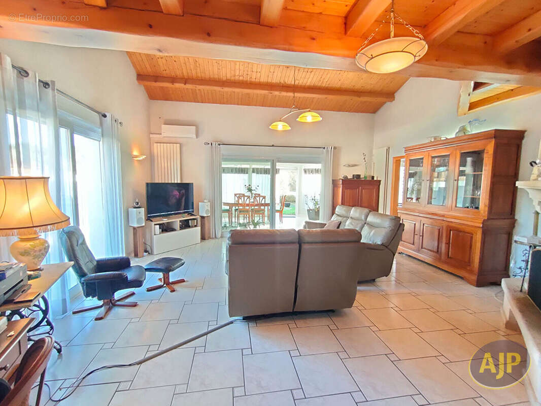 Maison à SAINTE-FLAIVE-DES-LOUPS