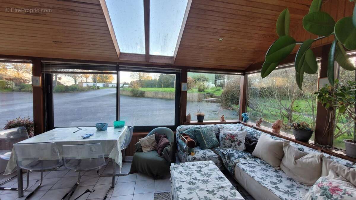 Maison à CORLAY