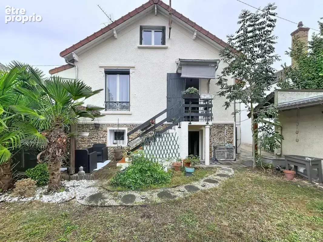 Maison à LES PAVILLONS-SOUS-BOIS