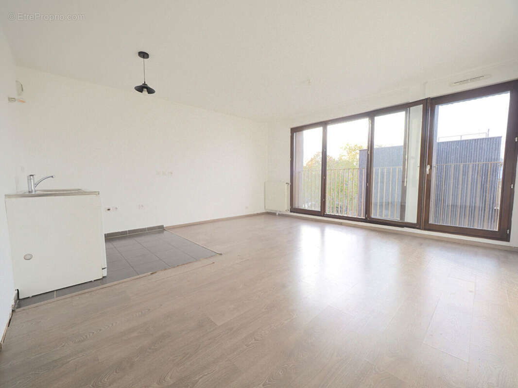 Appartement à ROMAINVILLE