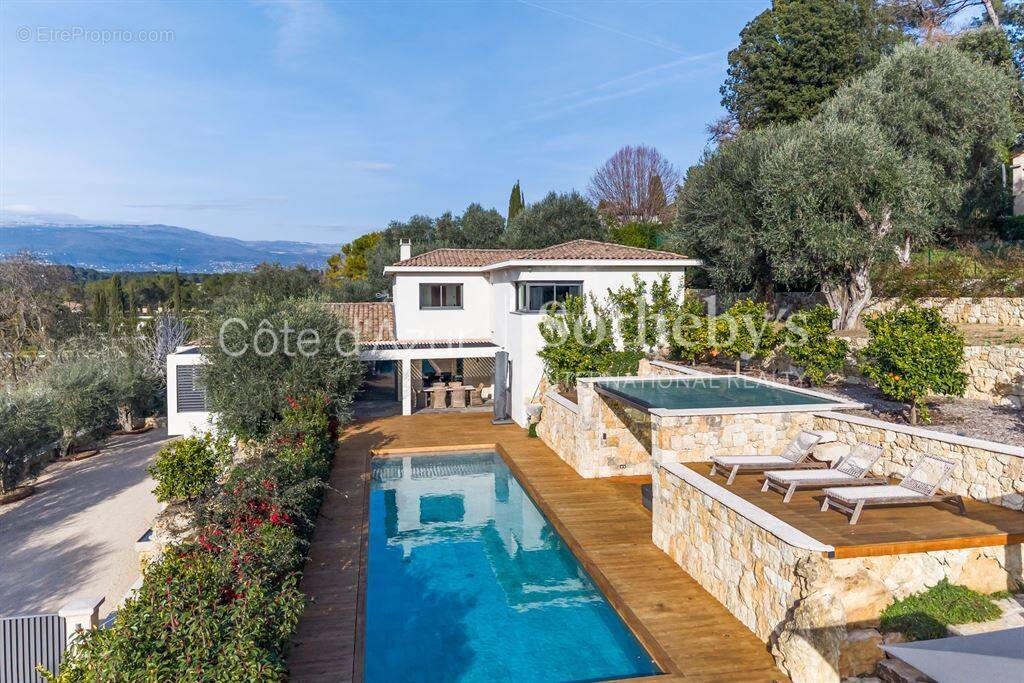 Maison à MOUGINS