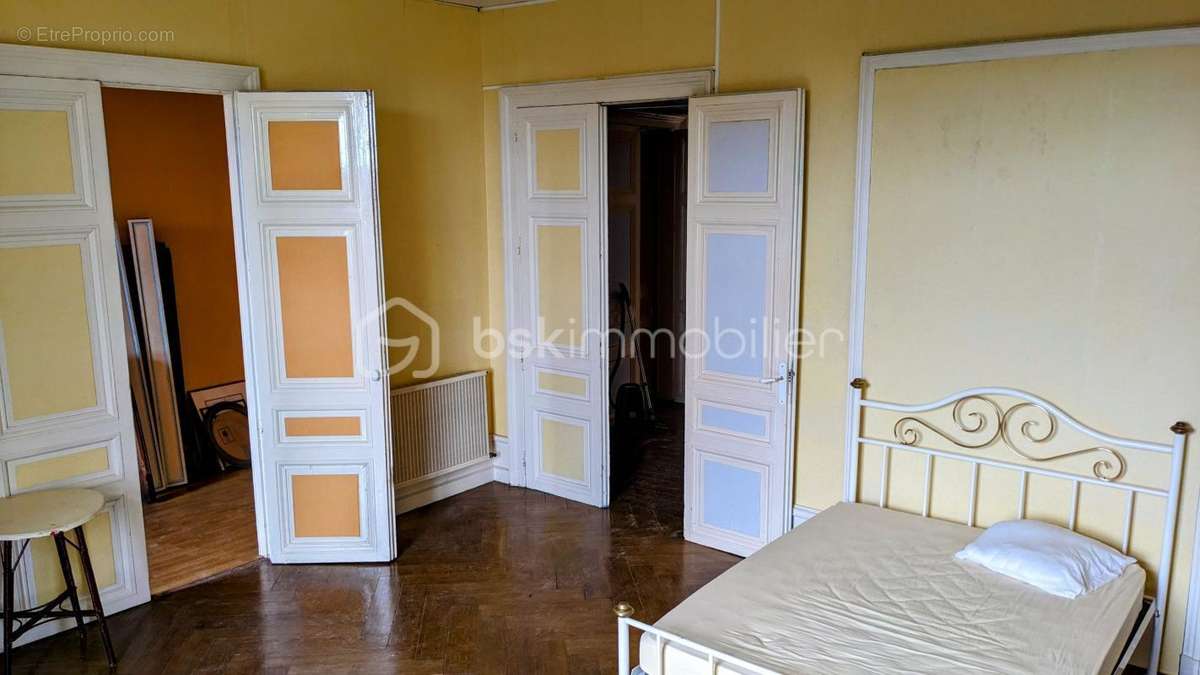 Maison à SAINTE-MAURE-DE-TOURAINE