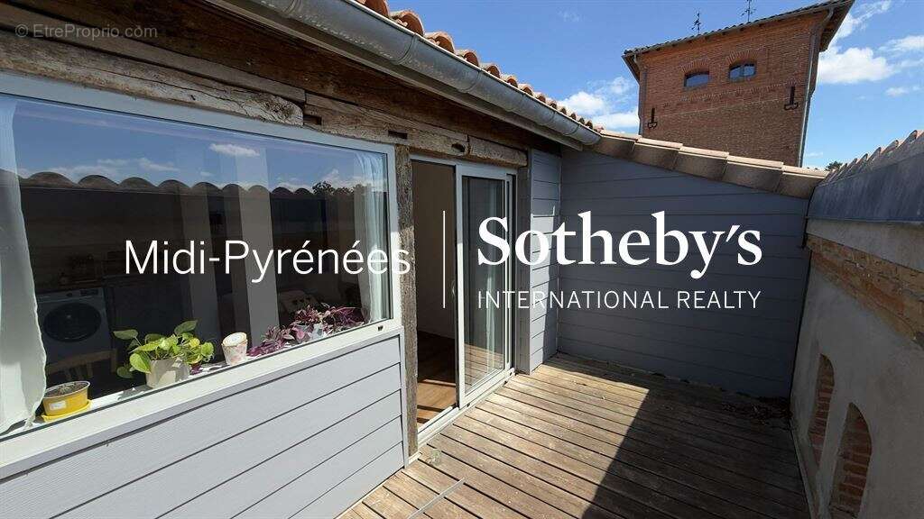 Appartement à DREMIL-LAFAGE