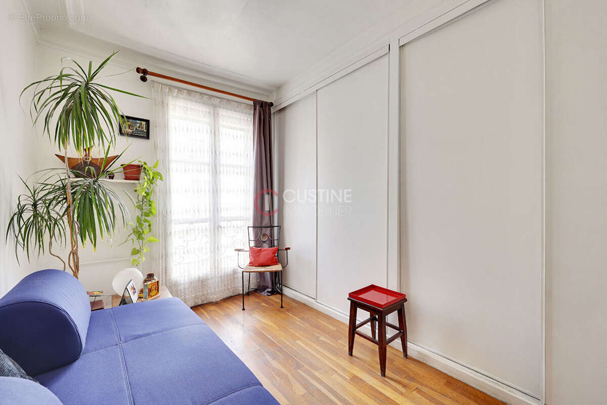 Appartement à PARIS-18E
