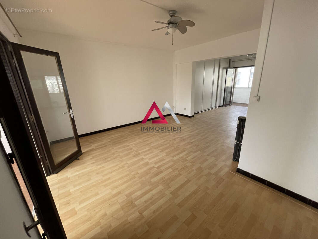 Appartement à SAINT-DENIS