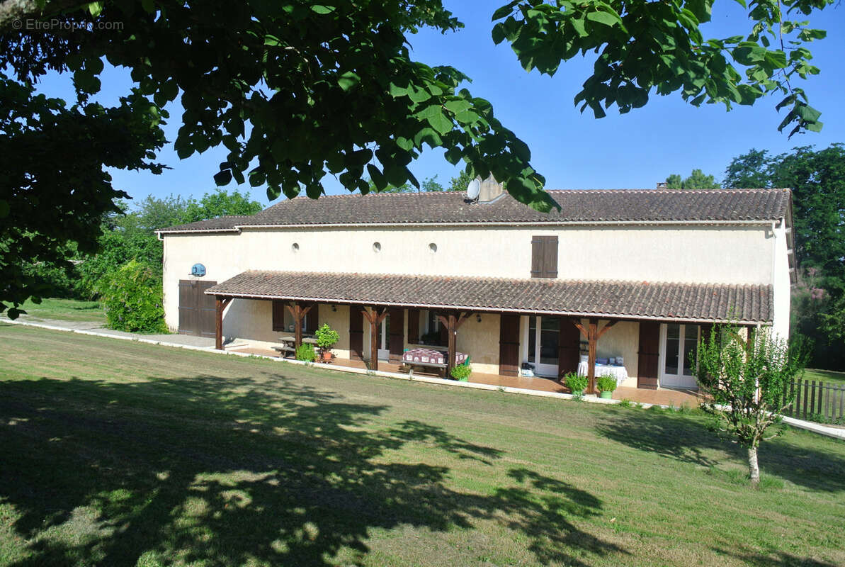 Maison à MAUVEZIN-SUR-GUPIE