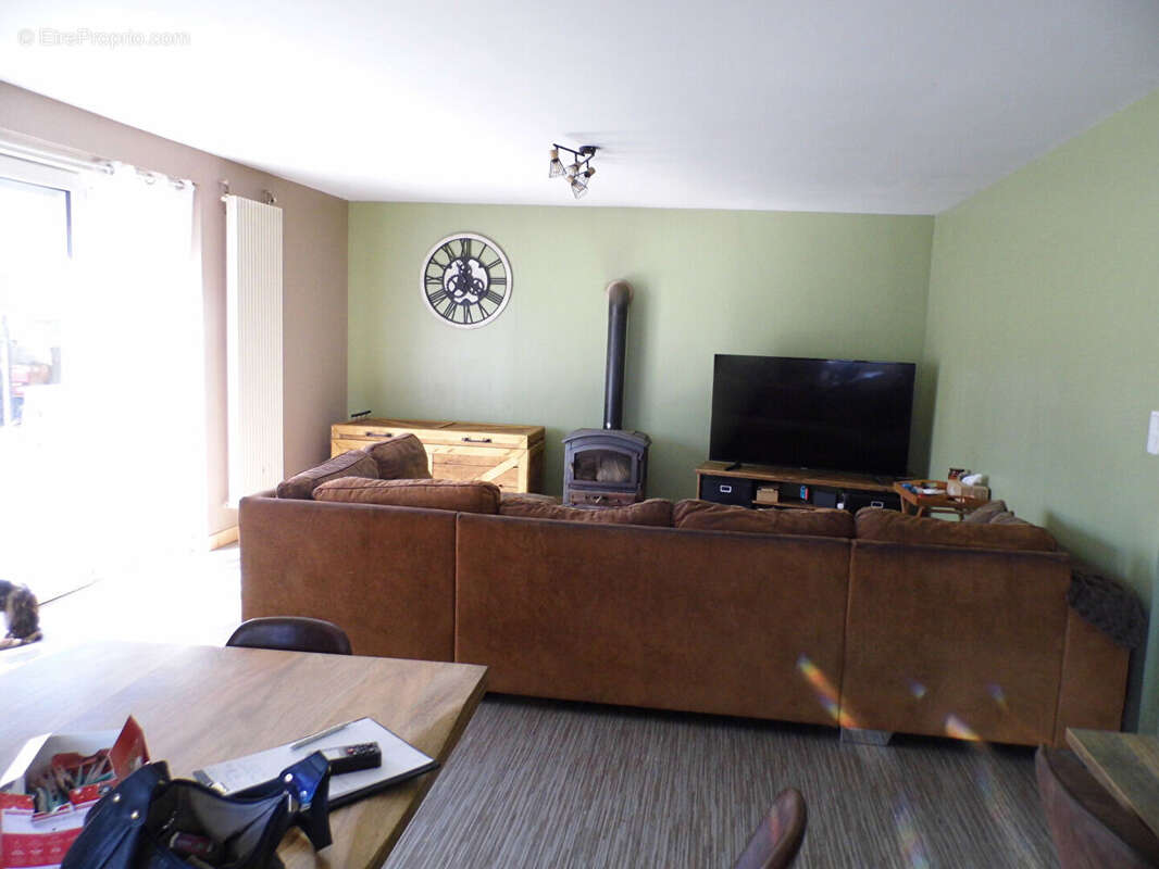 Maison à VAUX-ANDIGNY