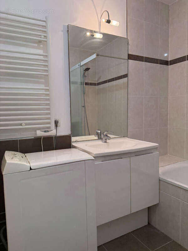 Appartement à CHILLY-MAZARIN